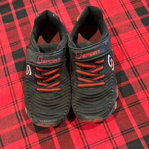 Sporto Kids Shoes - Black and Red